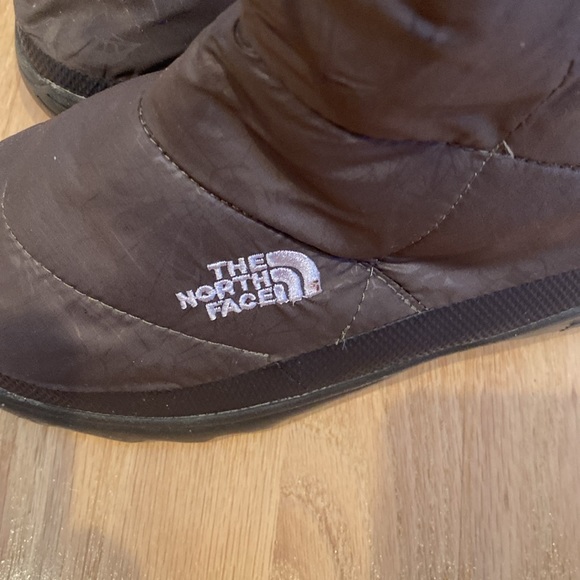 The North Face 600g Winter Boots, Size 5 - Picture 9 of 11